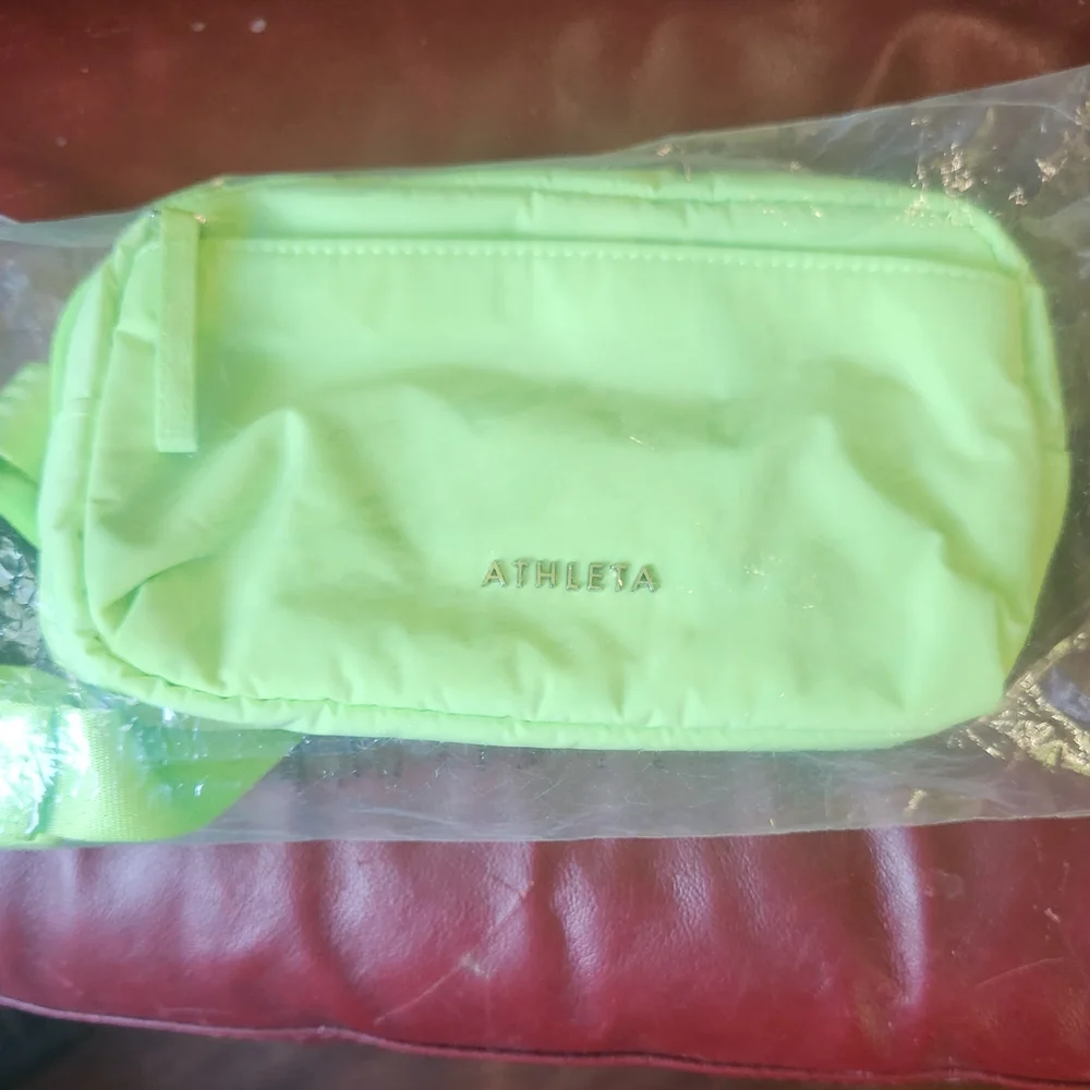 Athleta Belt Bag - Picture 4 of 4